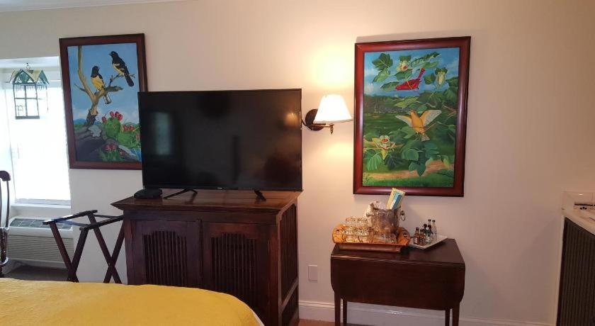 The Caribbean Court Boutique Hotel Vero Beach Bagian luar foto