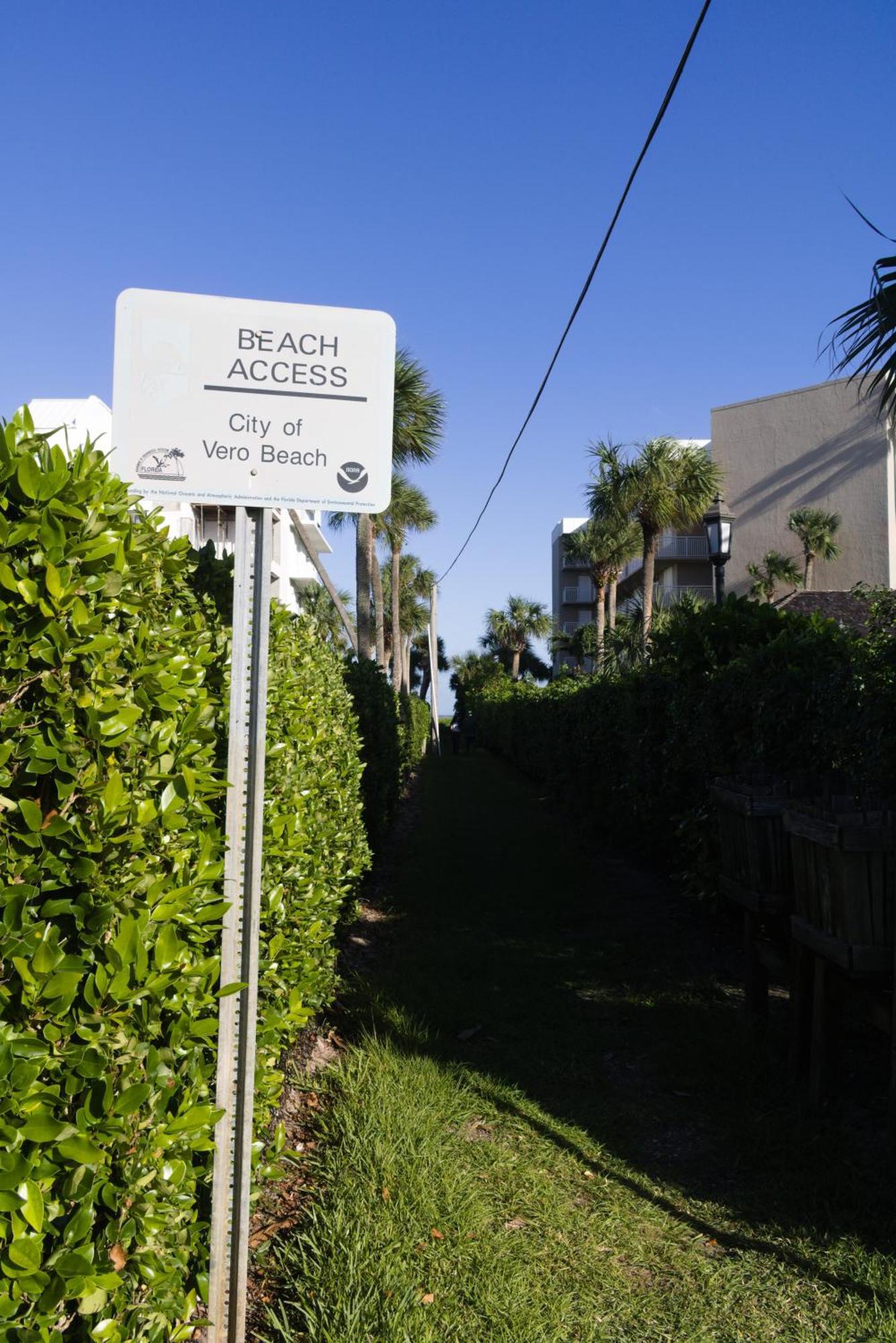The Caribbean Court Boutique Hotel Vero Beach Bagian luar foto